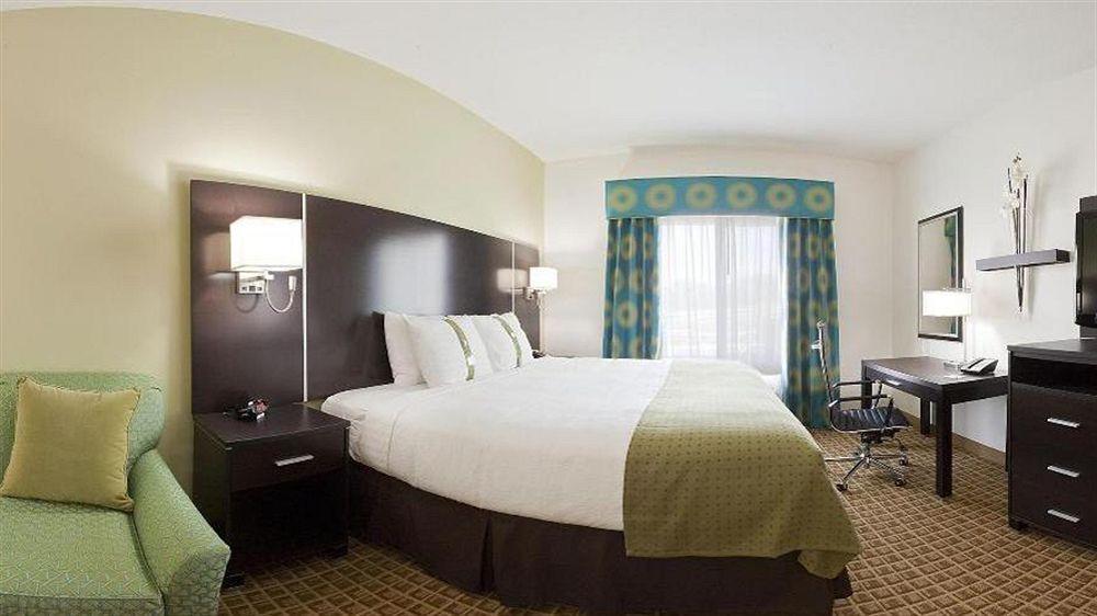 - Bradenton Airport, An Ihg 4*