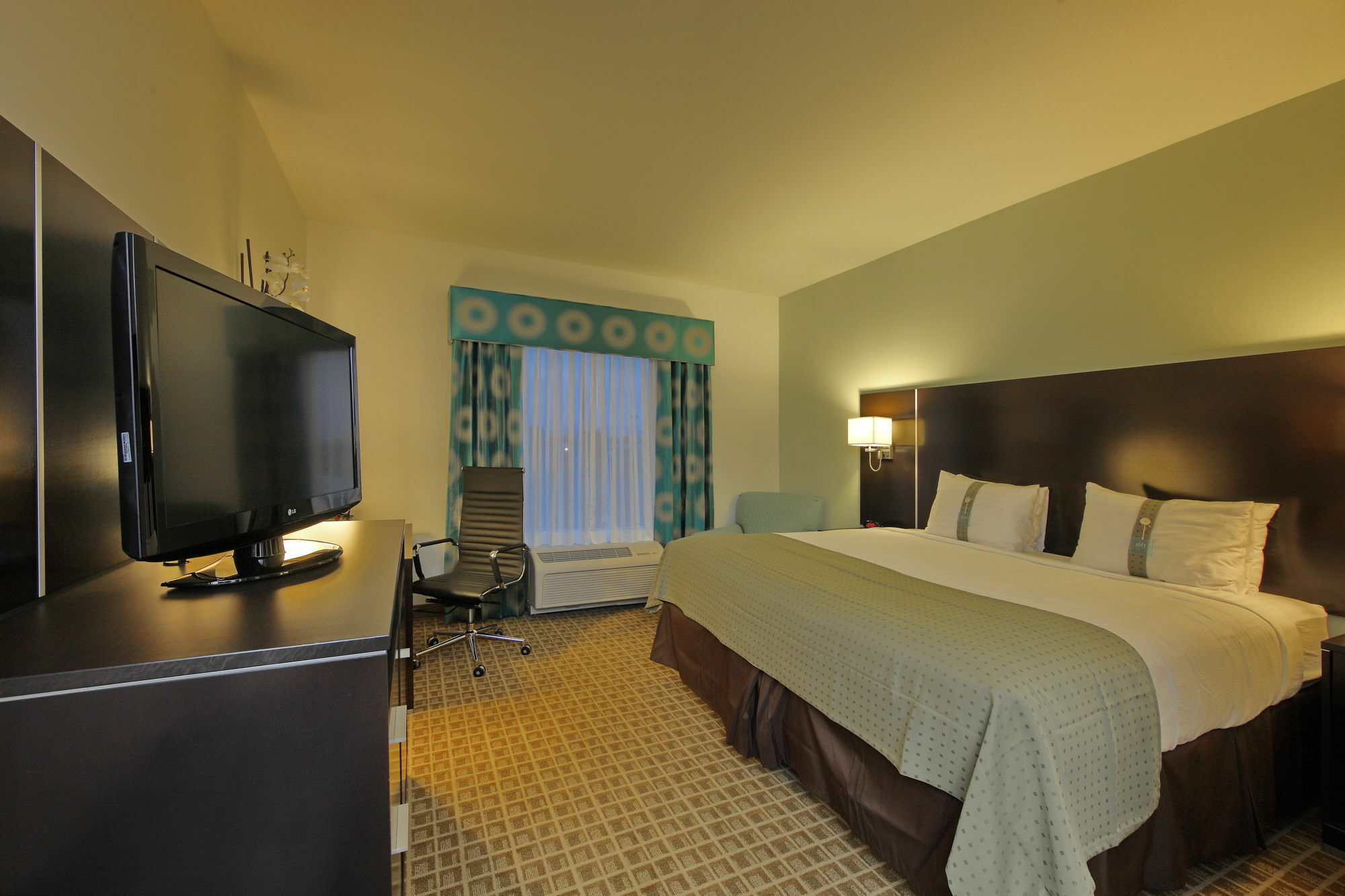 - Bradenton Airport, An Ihg South Bradenton